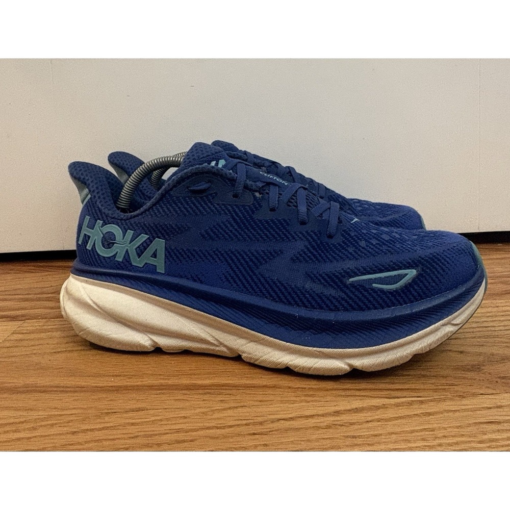 Hoka One One Women's Clifton 9 Bellwether Blue Evening Sky Sneakers Size 11 B